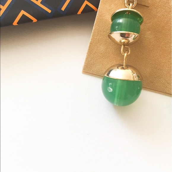 New Talbots beautiful earrings - Picture 3 of 3